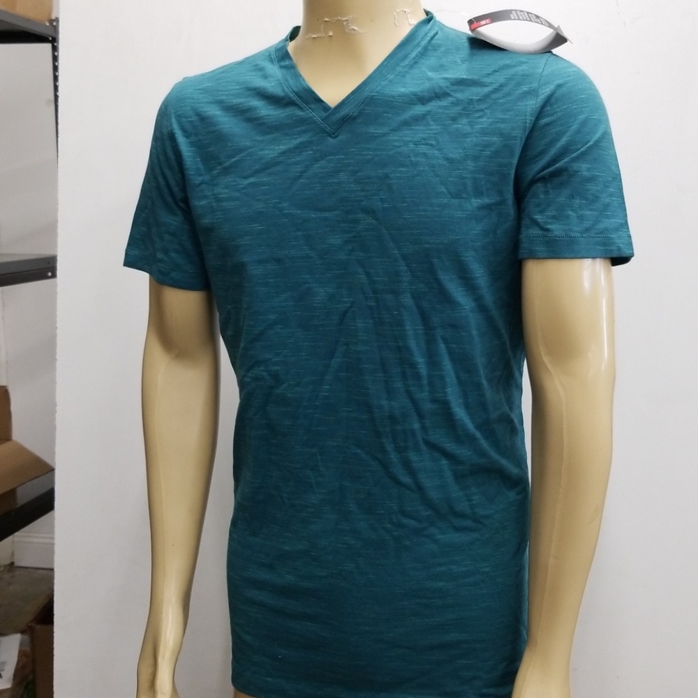 Under Armour shirt size L
